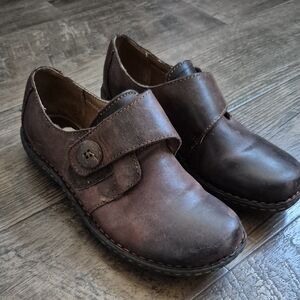 b.o.c Brown Leather Slip-on- Loafters Flats